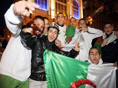 algériens,drapeau,racailles,football,sauvageons,immigrés,france,algérie,retour